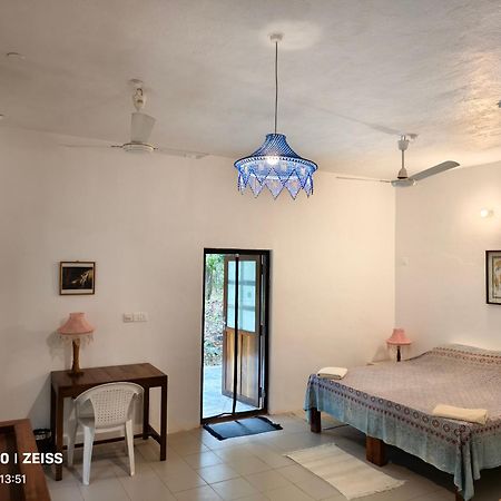 Isai Ambalam Guest House بونديتْشيري المظهر الخارجي الصورة