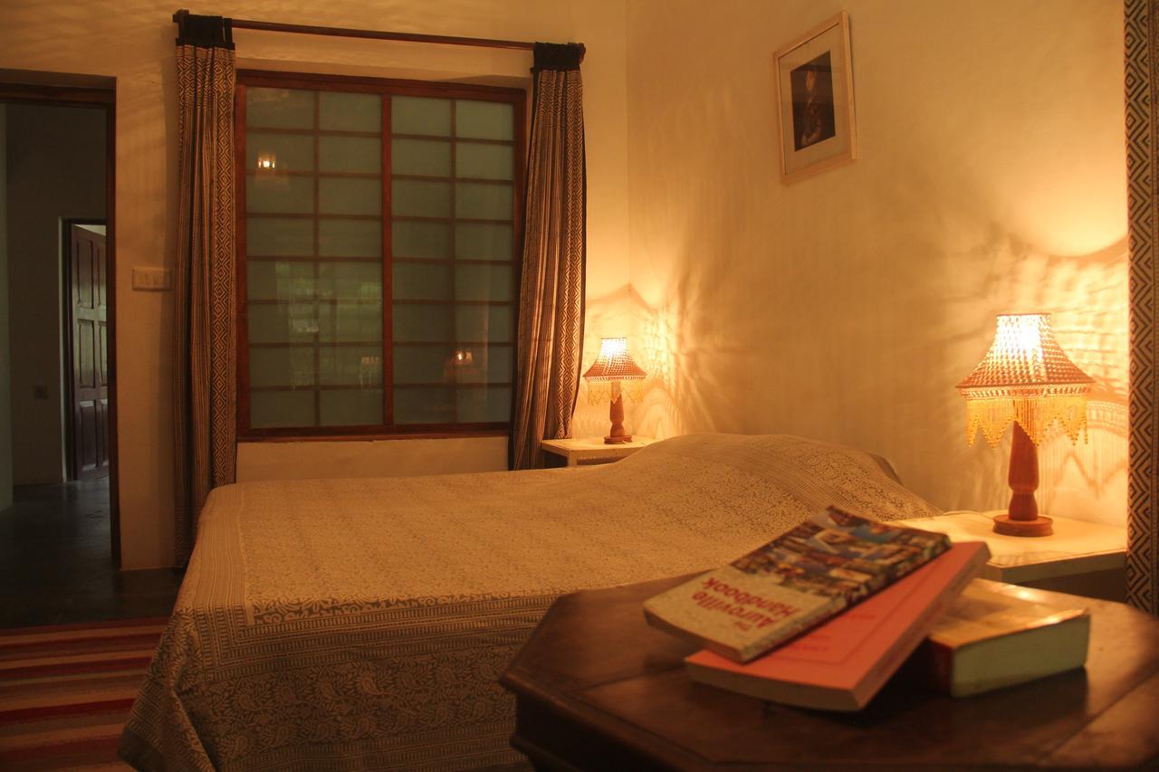 Isai Ambalam Guest House بونديتْشيري المظهر الخارجي الصورة