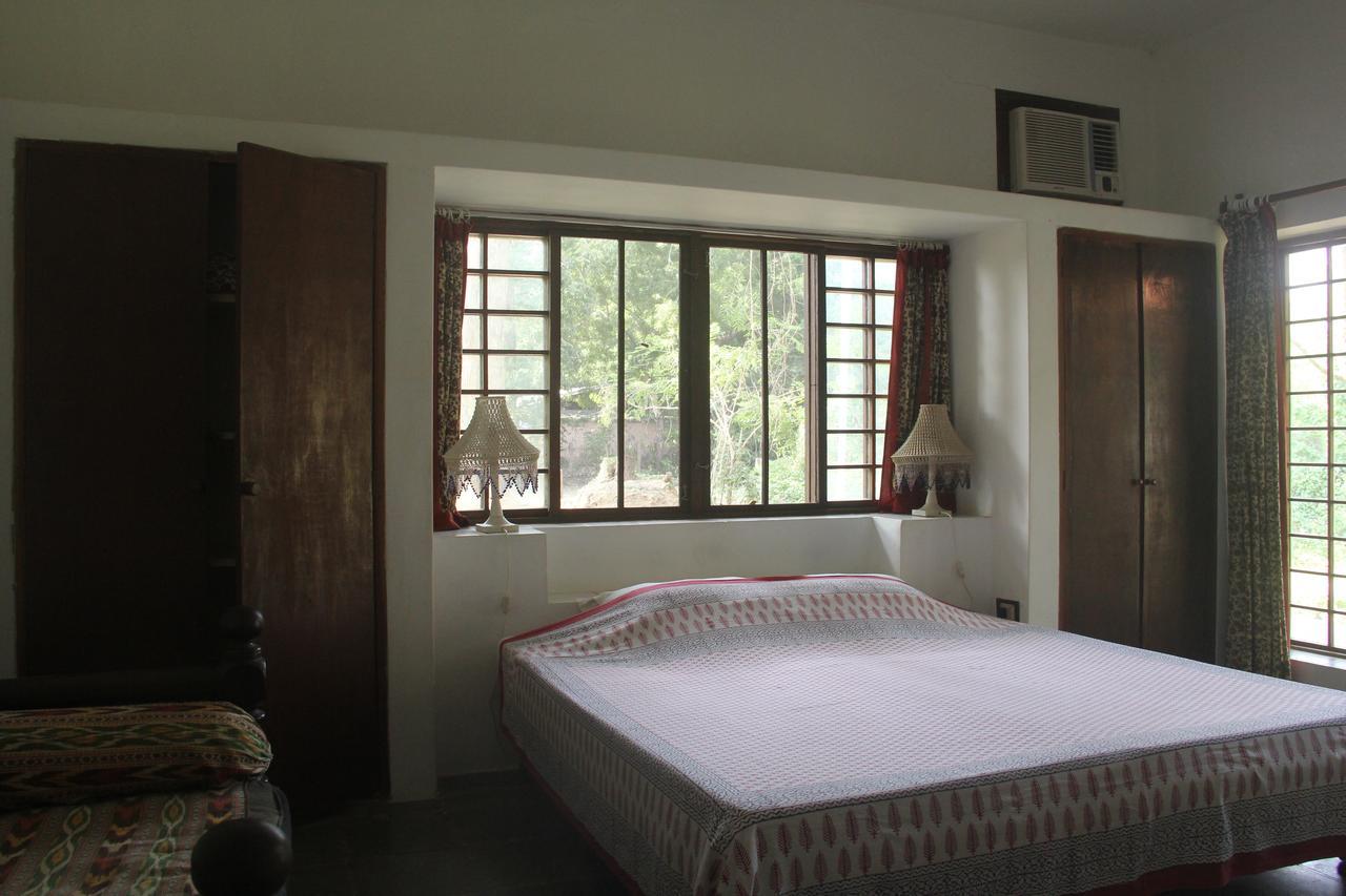 Isai Ambalam Guest House بونديتْشيري المظهر الخارجي الصورة