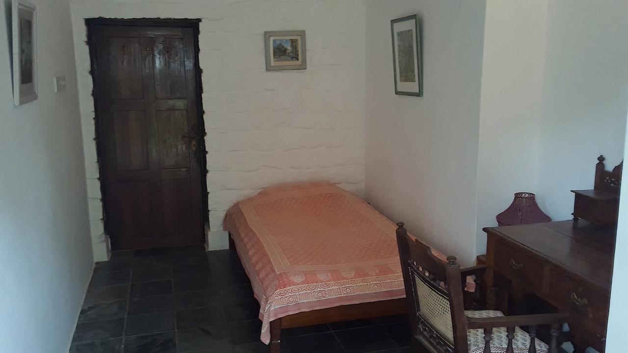 Isai Ambalam Guest House بونديتْشيري المظهر الخارجي الصورة