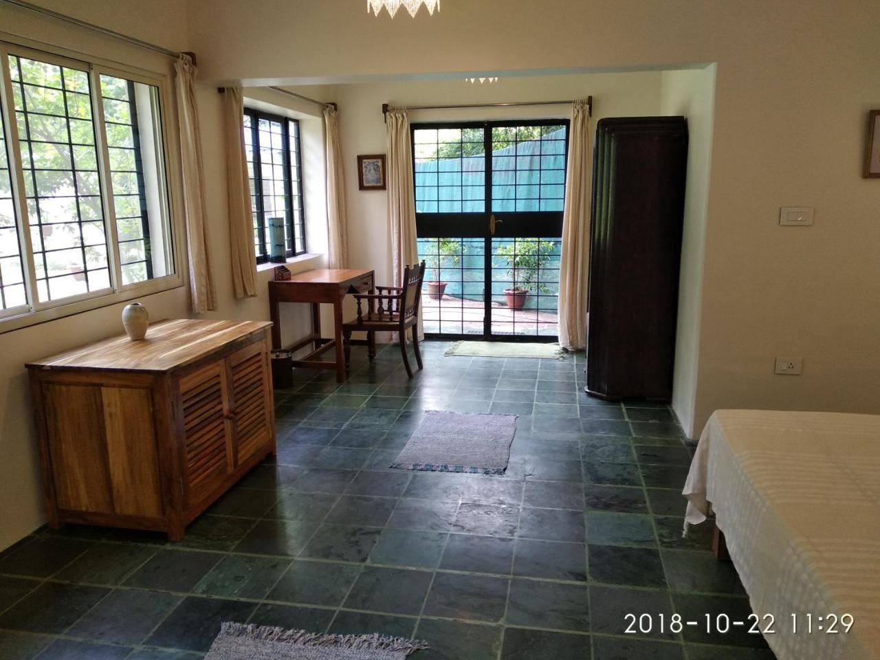 Isai Ambalam Guest House بونديتْشيري المظهر الخارجي الصورة