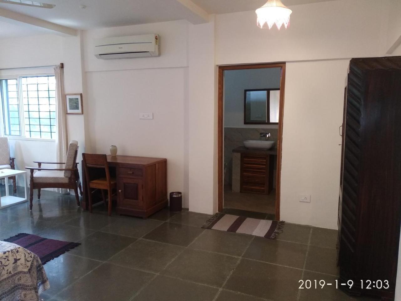 Isai Ambalam Guest House بونديتْشيري المظهر الخارجي الصورة