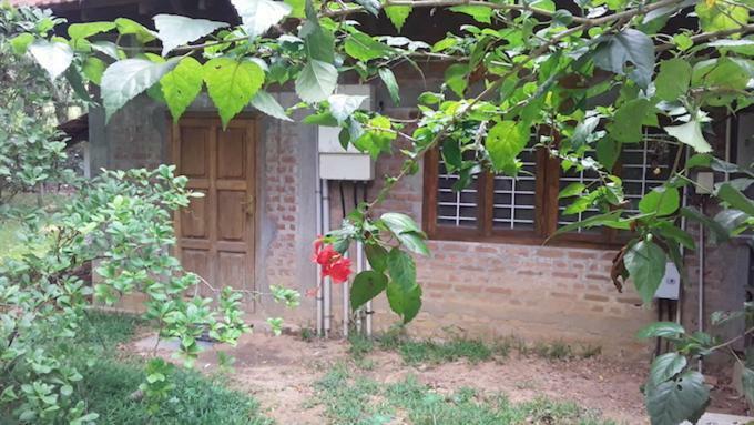 Isai Ambalam Guest House بونديتْشيري المظهر الخارجي الصورة